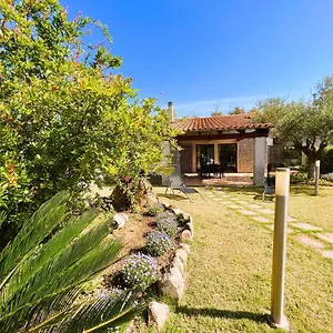 https://sa-perla-marina-free-wifi-500-mt-from-the-beach.in-sardinia.net